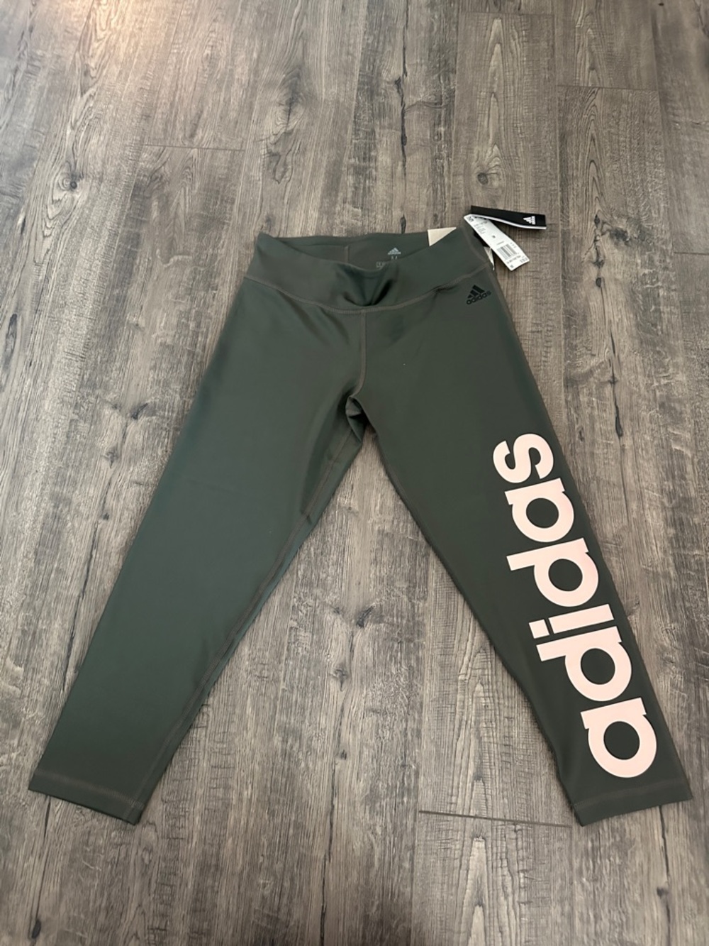 Women’s Adidas Logo Leggings 3/4 Length